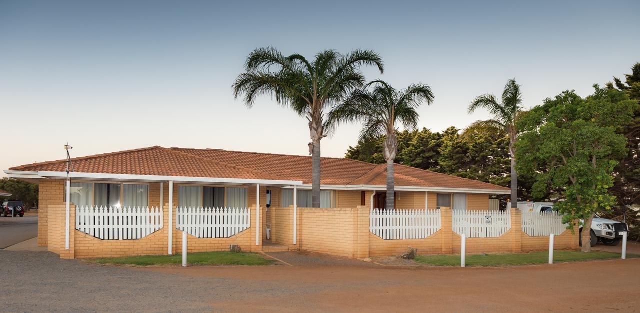 Rhodeside Lodge Geraldton Exterior foto